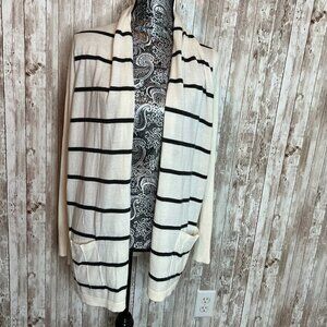 Women's Cream/Gray Eddie Bauer Cardigan Sweater size L